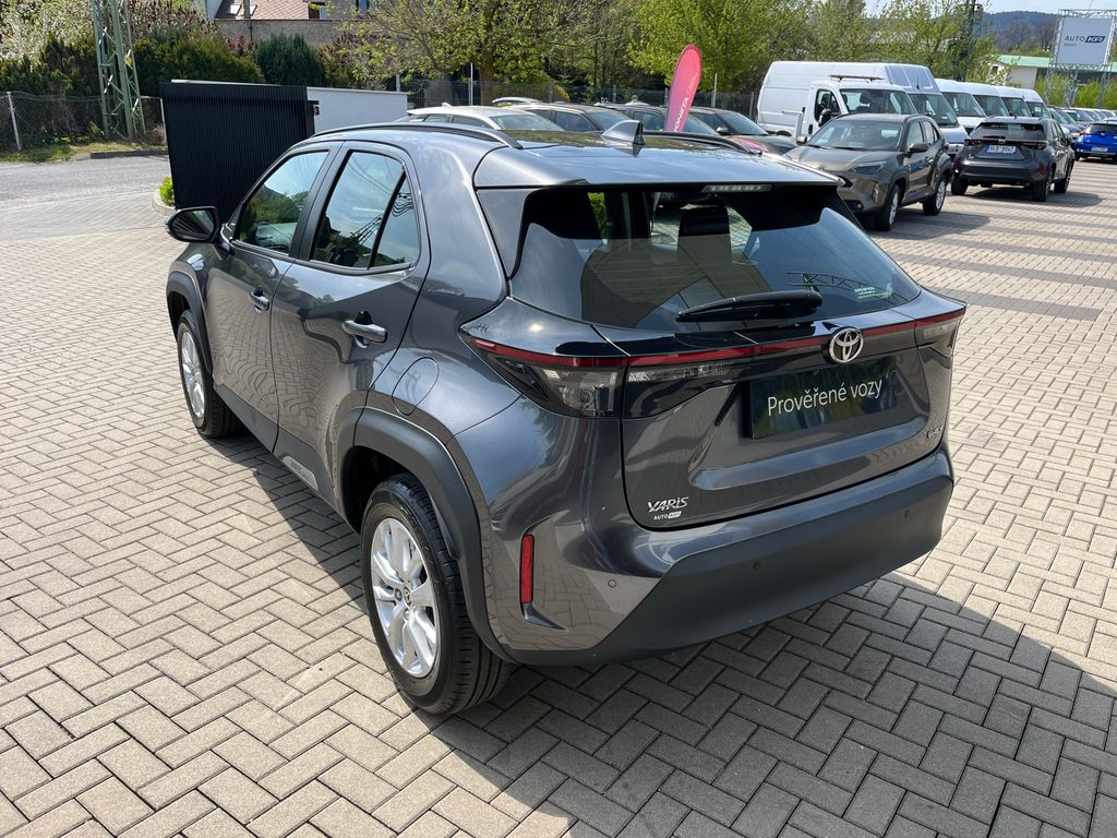 toyota-yaris-cross-1-5-hybrid-e-cvt-comfort - 3