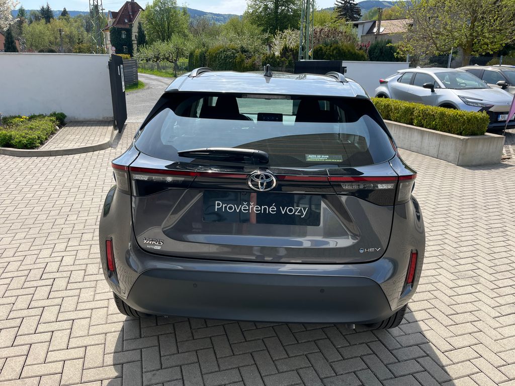 toyota-yaris-cross-1-5-hybrid-e-cvt-comfort - 4