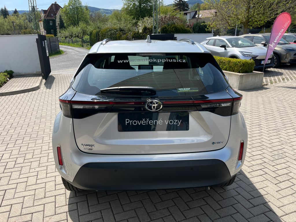 toyota-yaris-cross-1-5-hybrid-e-cvt-comfort - 4