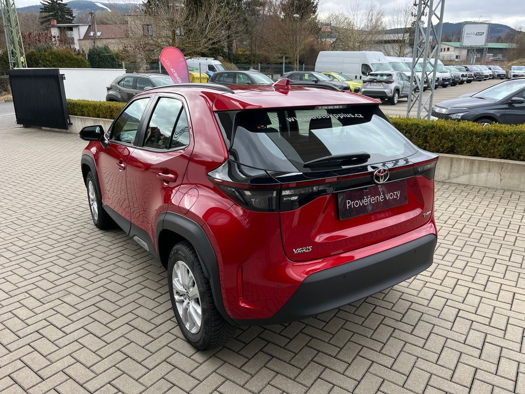 toyota-yaris-cross-1-5-hybrid-e-cvt-comfort - 3