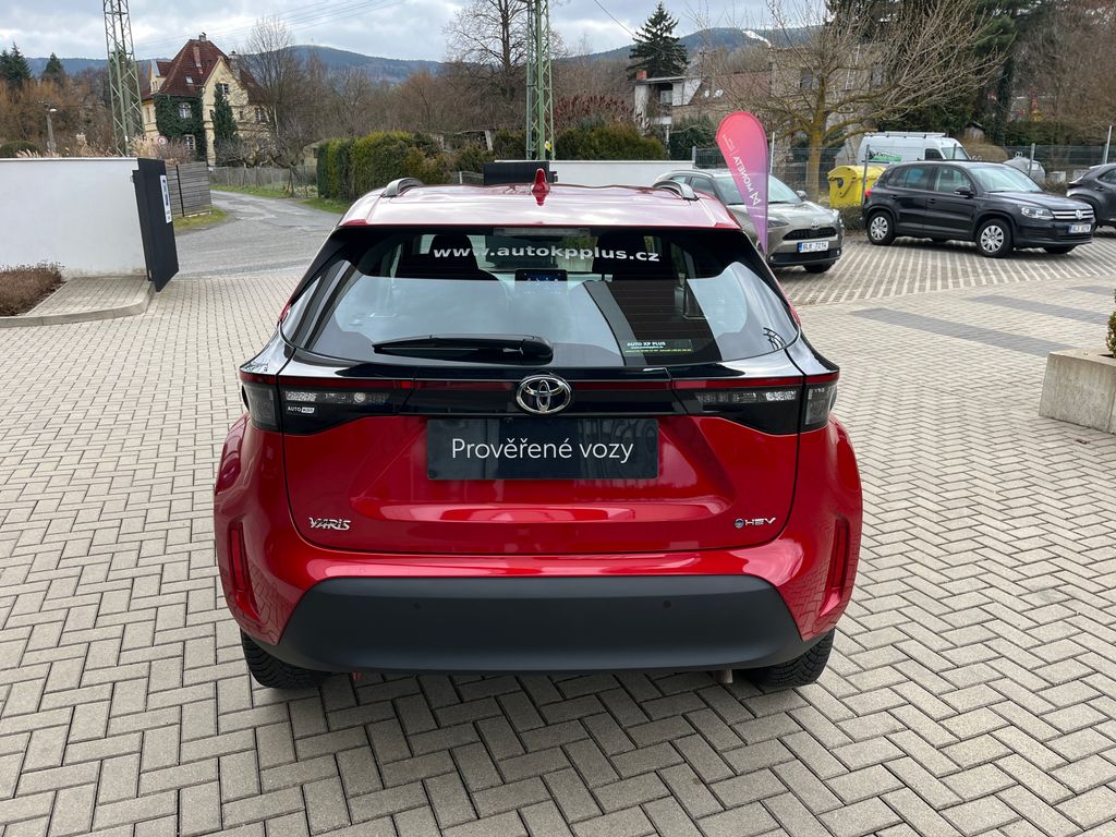 toyota-yaris-cross-1-5-hybrid-e-cvt-comfort - 4
