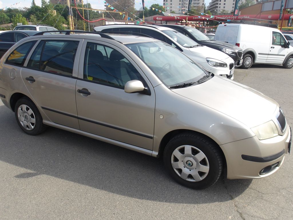 skoda-fabia-1-2i-naj-150000km - 2