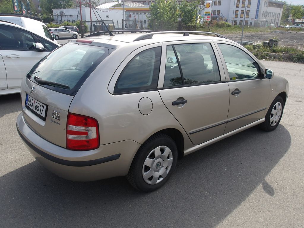 skoda-fabia-1-2i-naj-150000km - 3