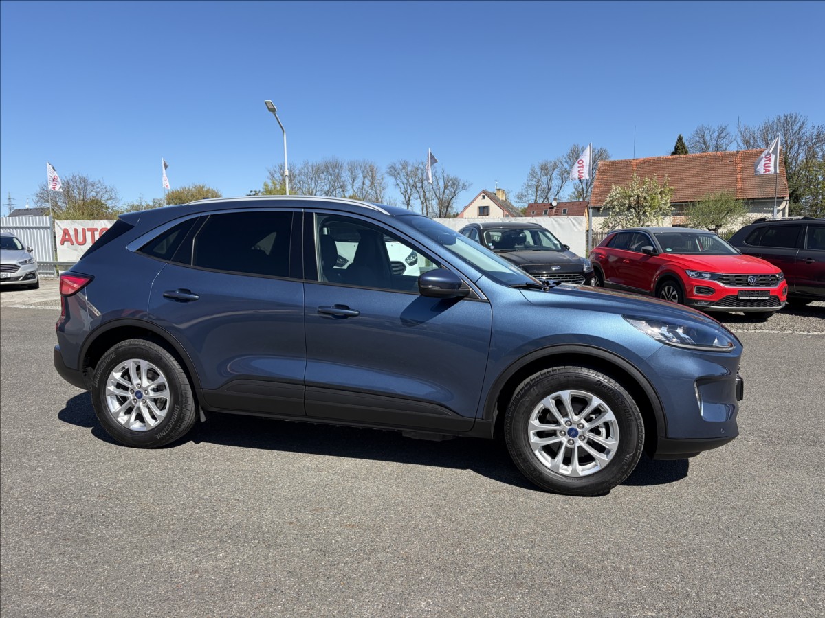 ford-kuga-2-5-phev-165kw-titanium-zamluveno - 3
