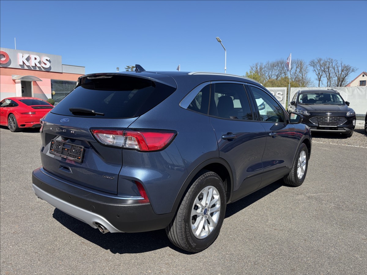ford-kuga-2-5-phev-165kw-titanium-zamluveno - 4