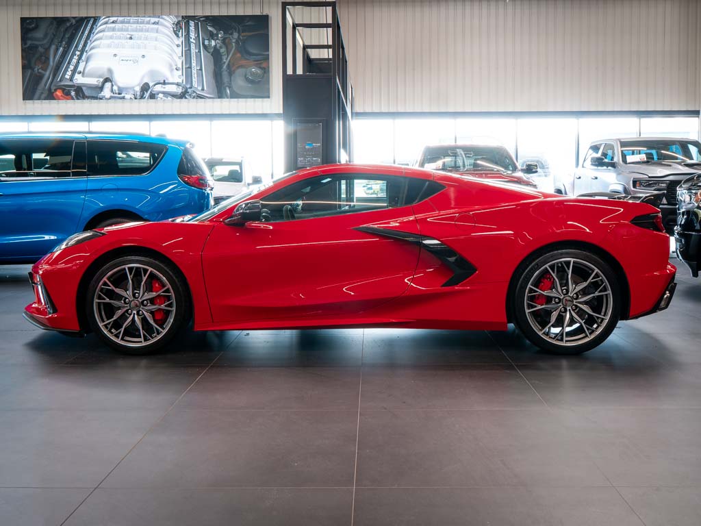 chevrolet-corvette-6-2-stingray-c8-3lt-z51 - 1