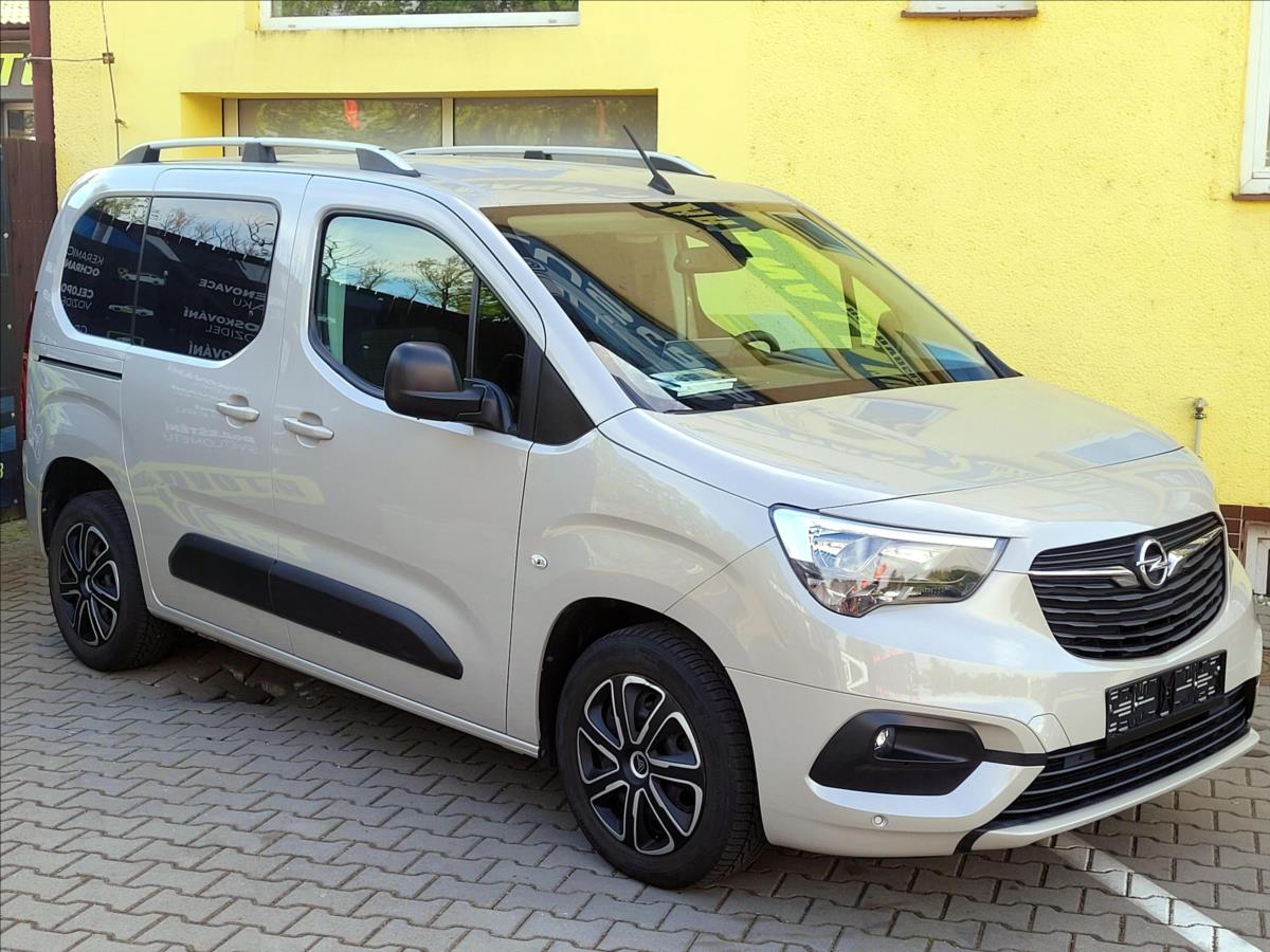 opel-combo-1-2-t-life-top-stav-cebia-cr - 1