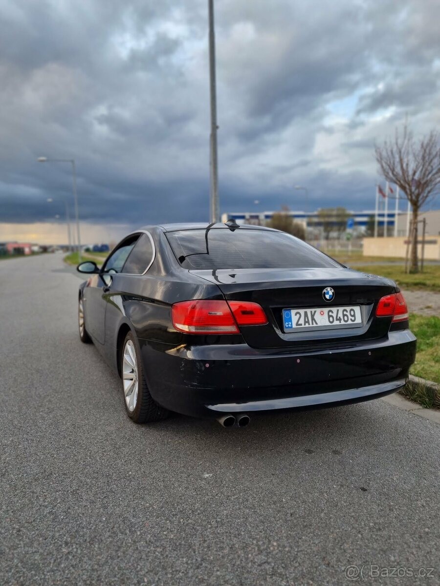 bmw-rada-3-2-5-e92-325i-automat - 1