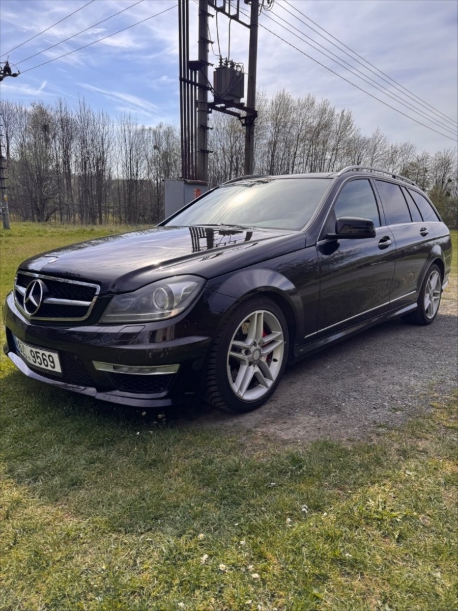 mercedes-benz-tridy-c-3-0-v6-amg-paket-4matic-2011 - 2
