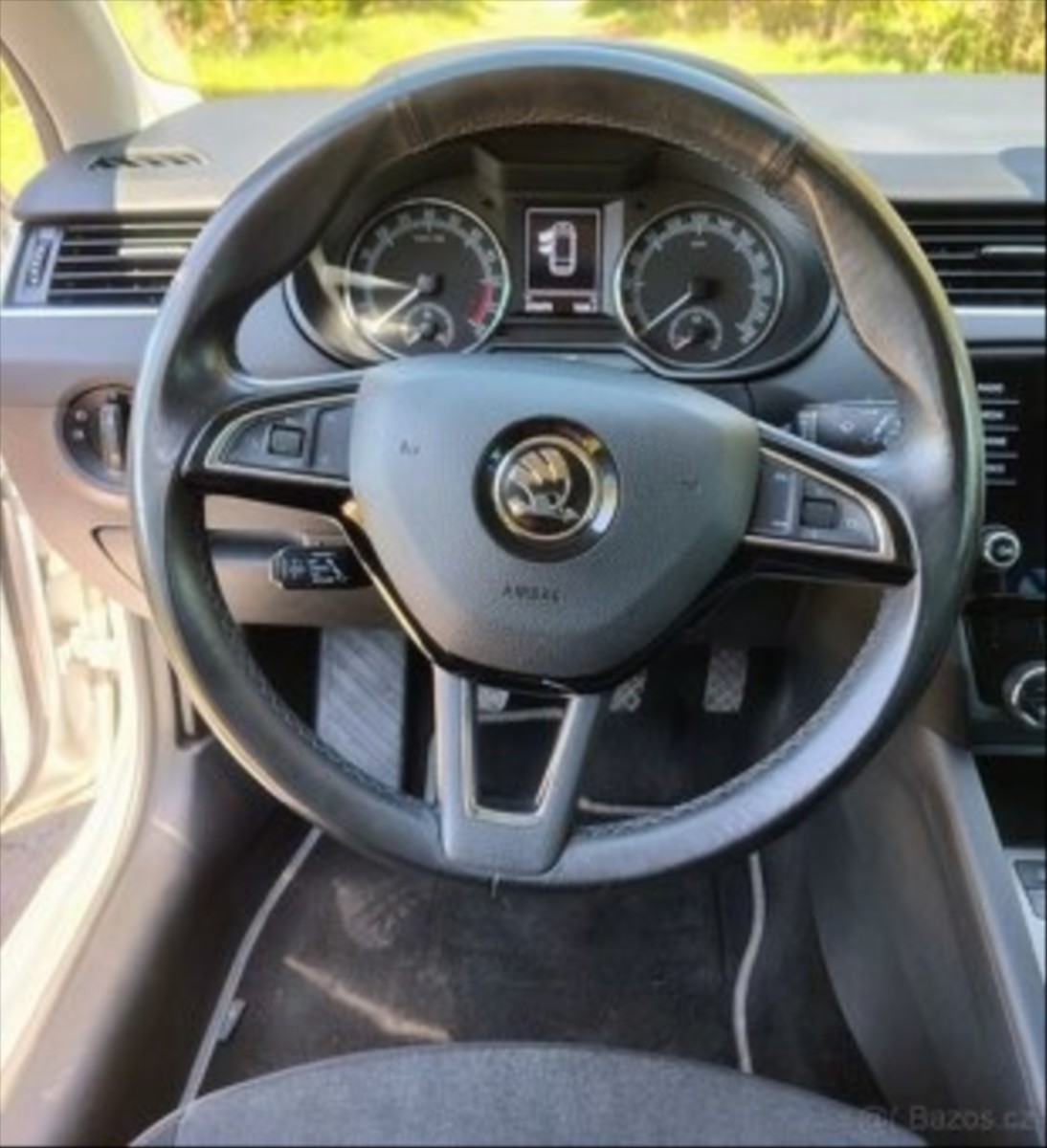 skoda-octavia-1-6-3fl-2019-soleil-tdi-85kw - 1