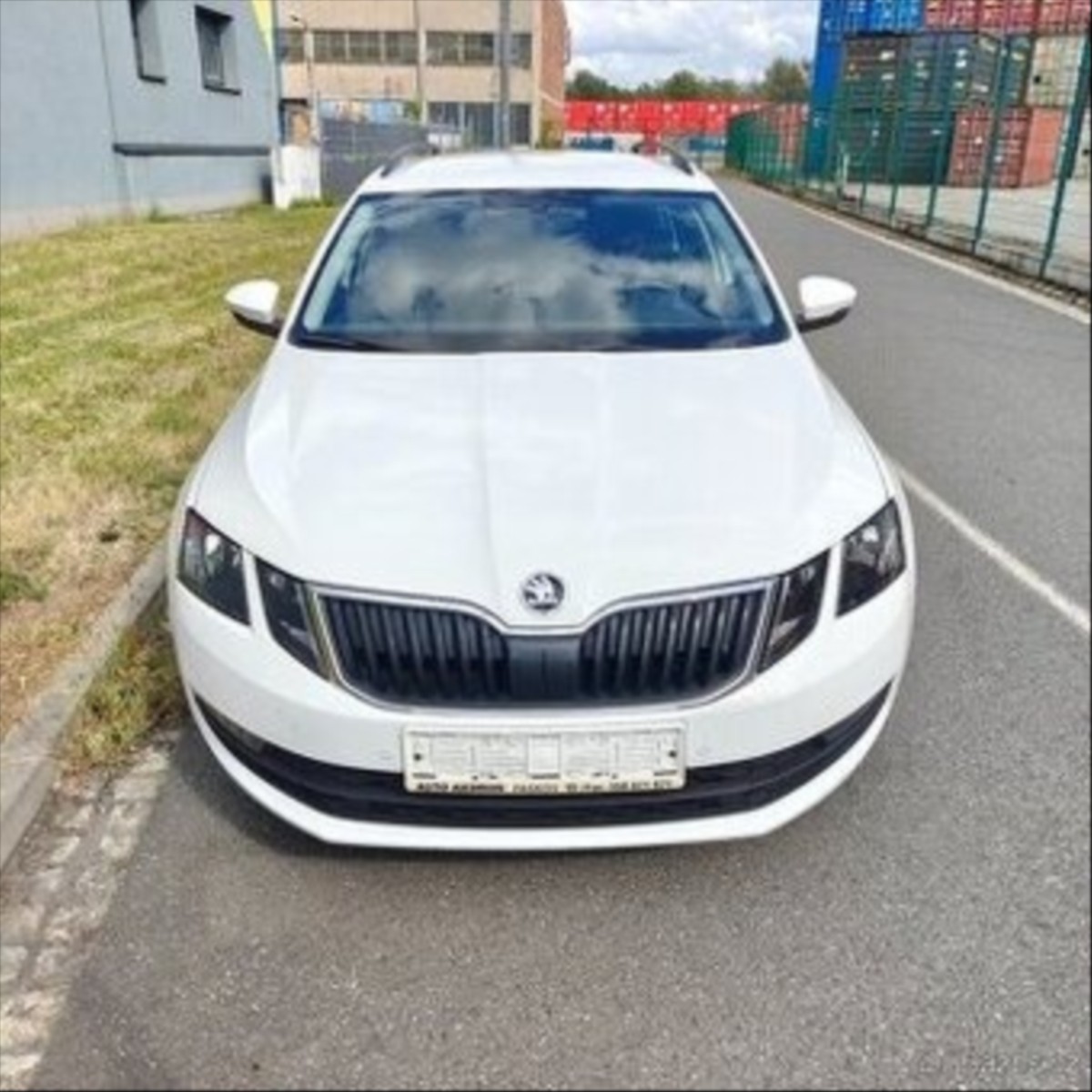 skoda-octavia-1-6-3fl-2019-soleil-tdi-85kw - 4