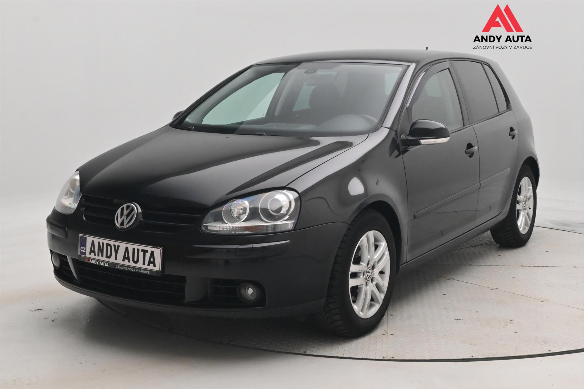 Volkswagen Golf 2,0 TDI 103 kW DSG Trend Nová STK