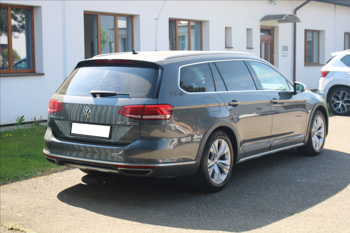 volkswagen-passat-2-0-tsi-alltrack-highline-4motion - 3