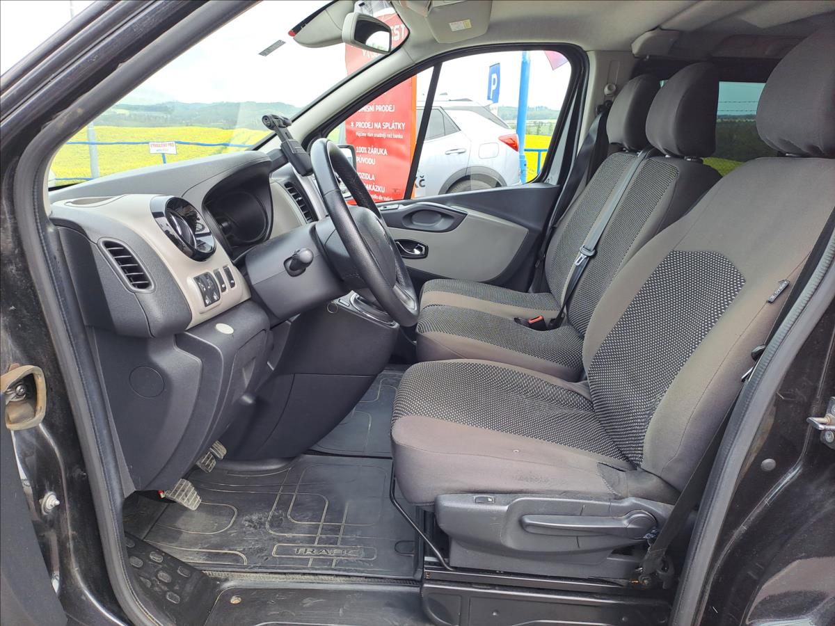 renault-trafic-1-6-dci-9-mist - 4