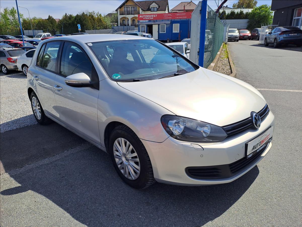 volkswagen-golf-1-6-tdi-digiklima - 1
