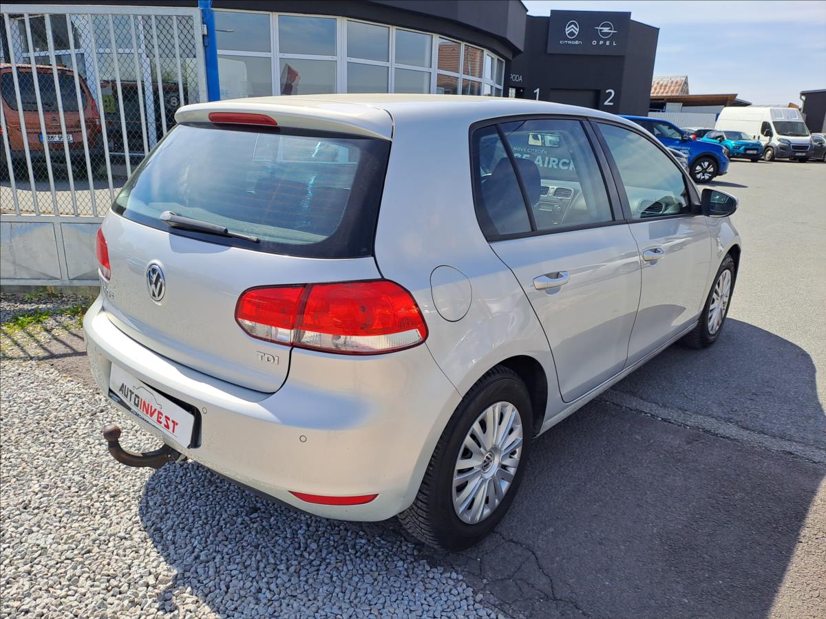volkswagen-golf-1-6-tdi-digiklima - 2