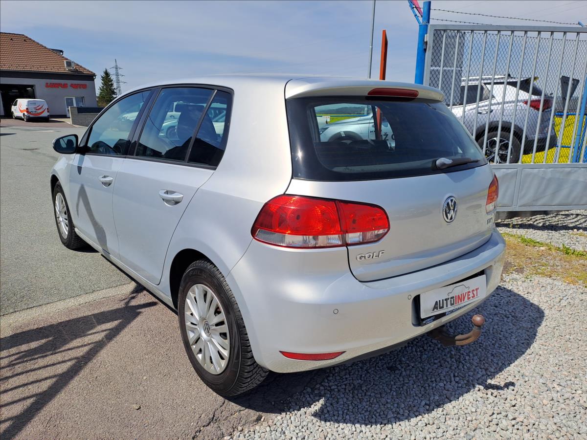 volkswagen-golf-1-6-tdi-digiklima - 3