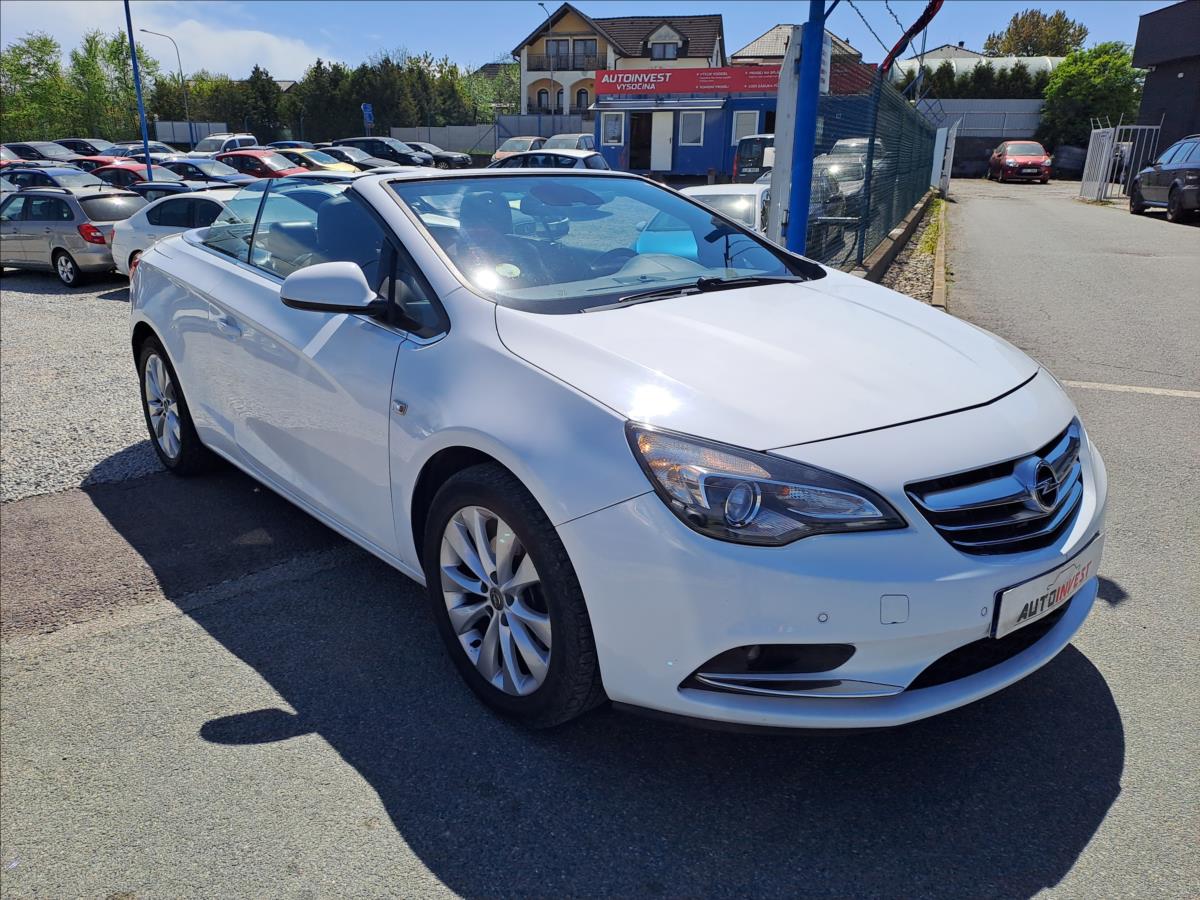 opel-cascada-2-0-cdti-121kw-kabriolet - 1