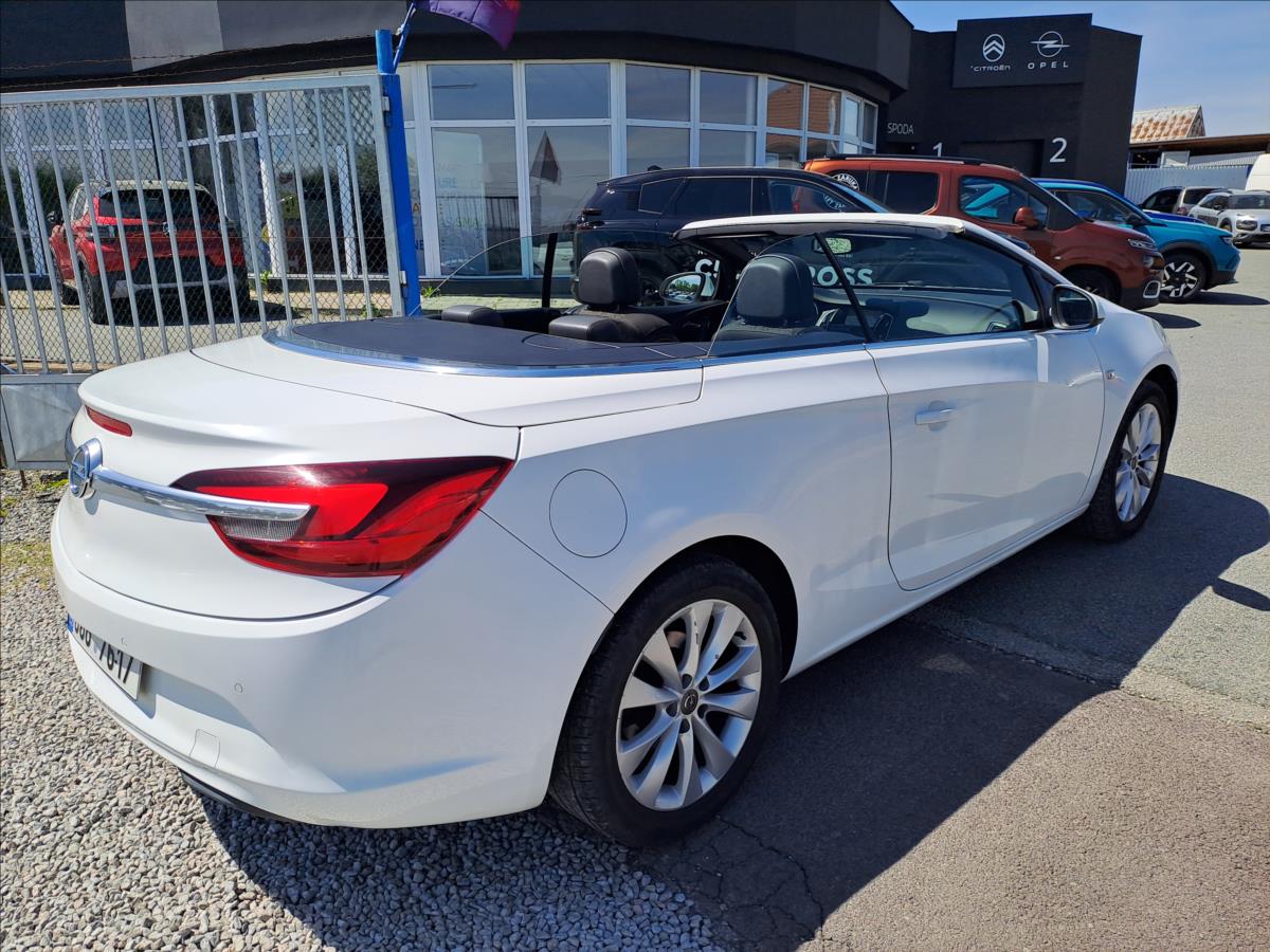 opel-cascada-2-0-cdti-121kw-kabriolet - 2