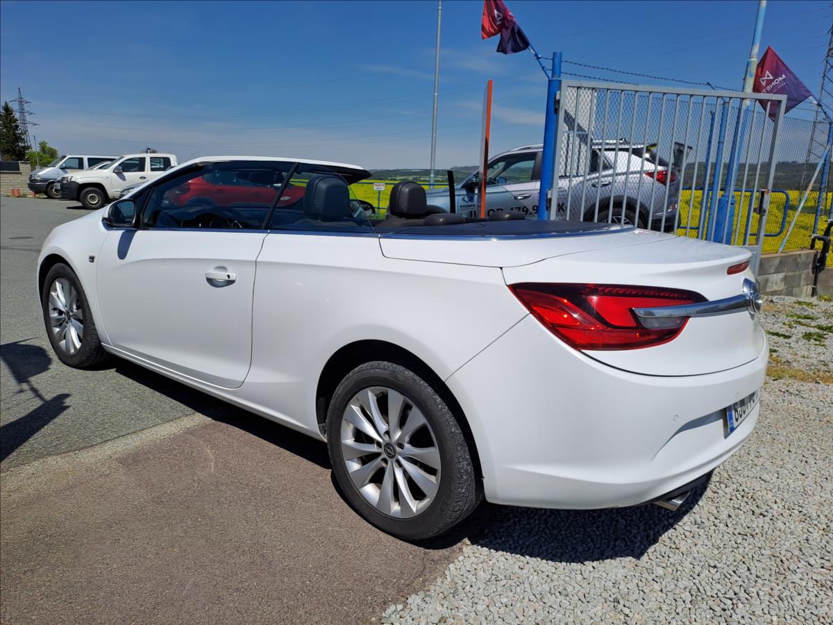 opel-cascada-2-0-cdti-121kw-kabriolet - 3