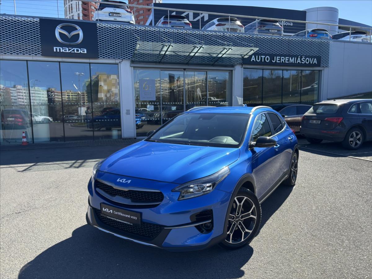 Kia XCeed 1,5 i AT Black Edition ZÁRUKA