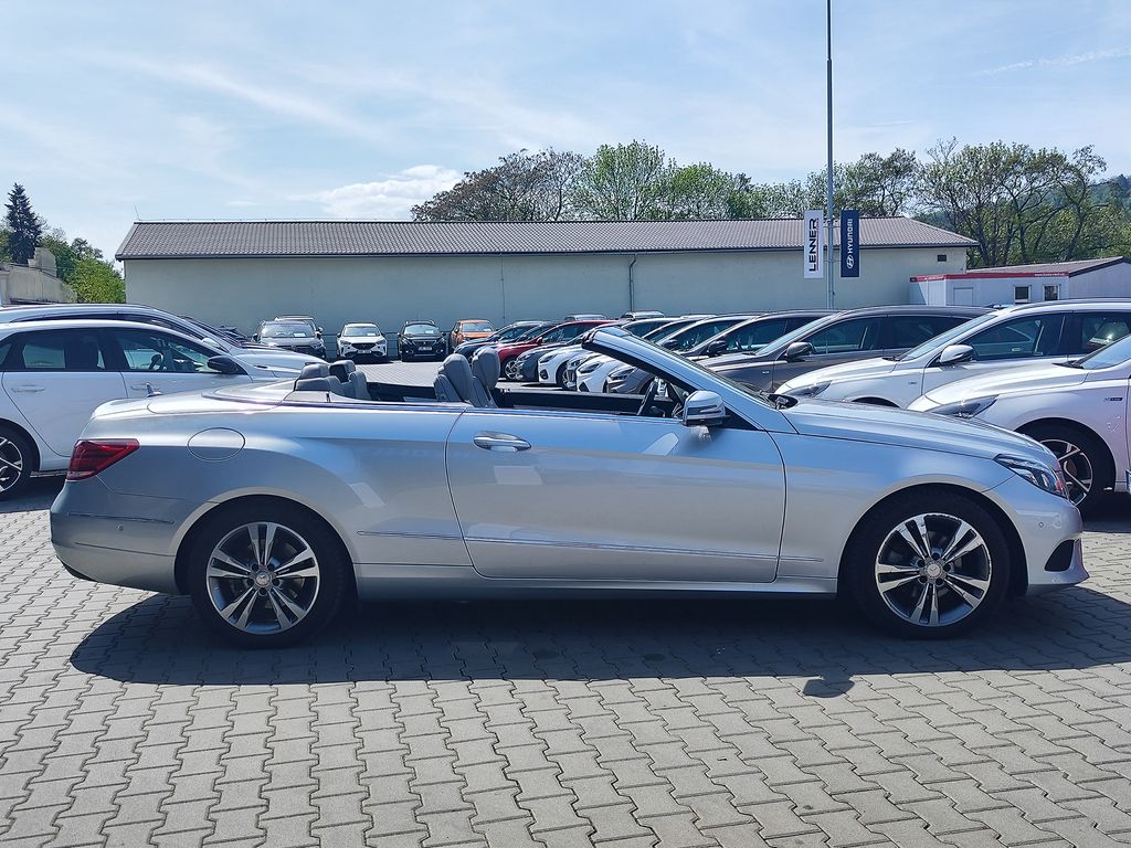 mercedes-benz-tridy-e-220d-125kw-cabrio - 6