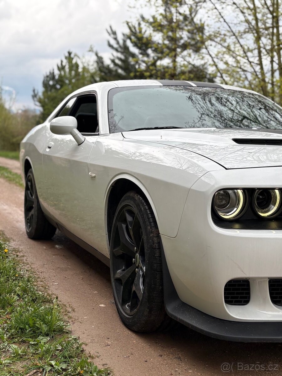 dodge-challenger-3-6-l-v6 - 3