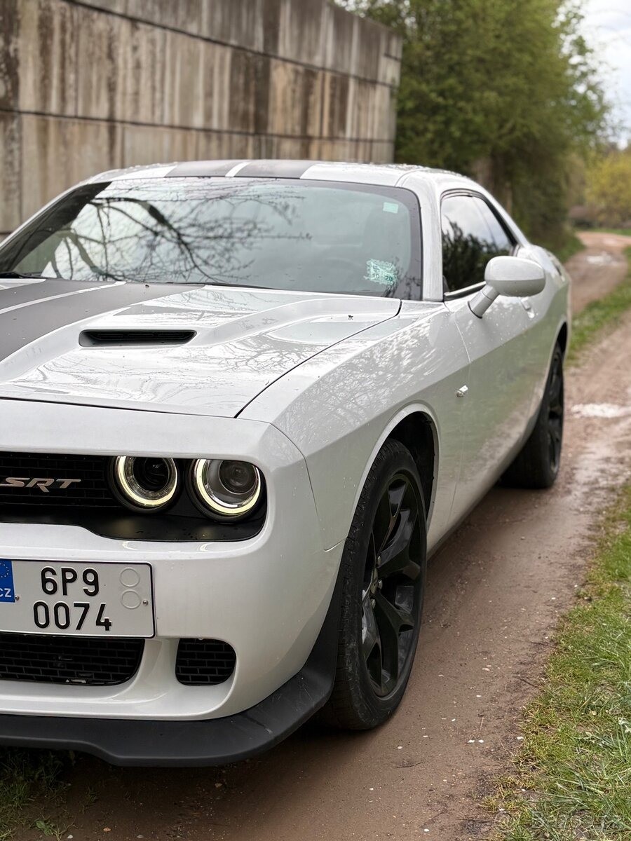 dodge-challenger-3-6-l-v6 - 4