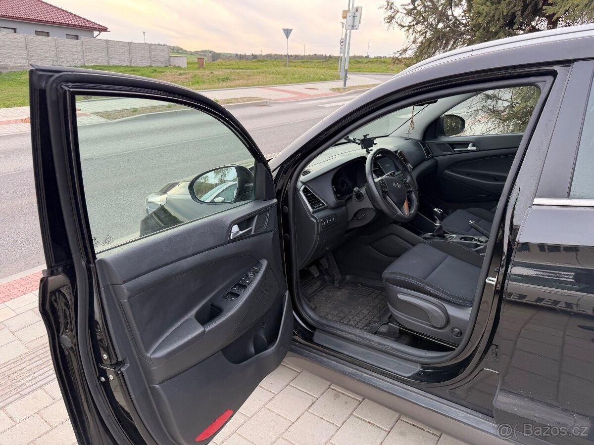 hyundai-tucson-2-0-4x4-88000-km - 2