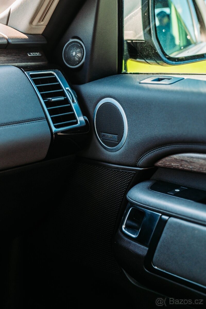 land-rover-discovery-3-0-hse-7-mist-servisovano - 7