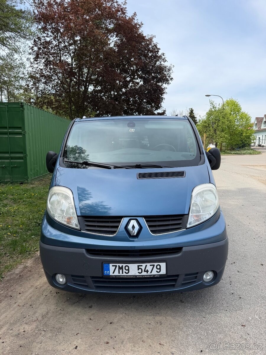 renault-trafic-2-5-dci-long-camper - 1