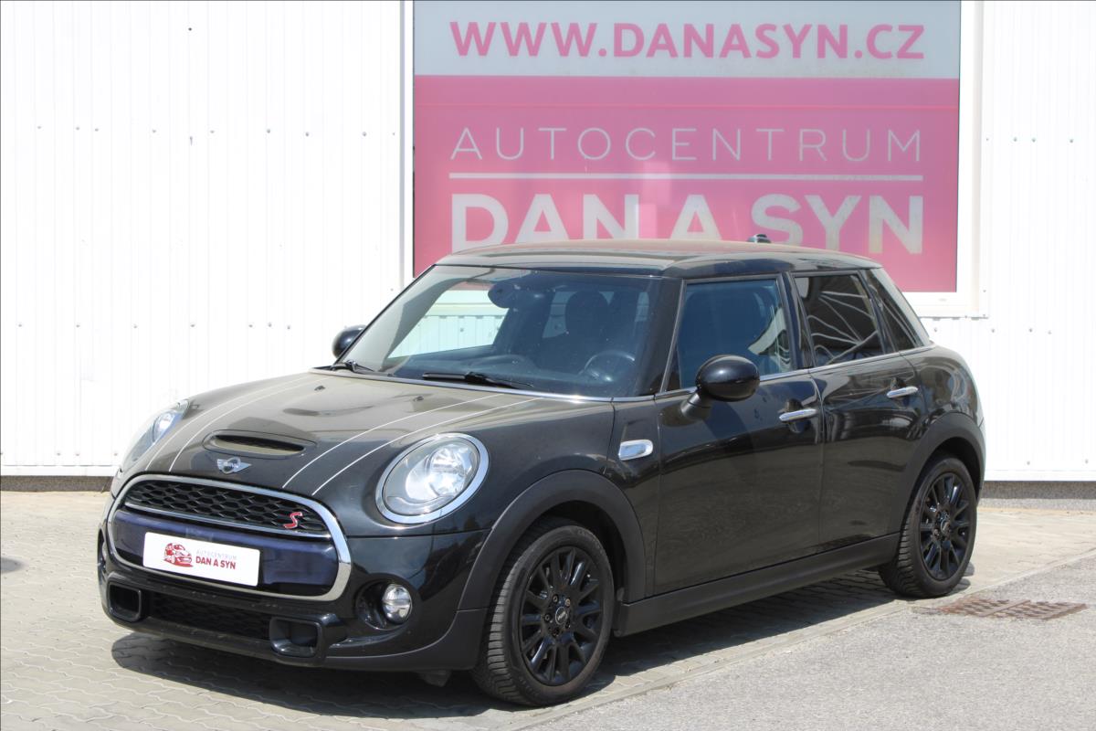 Mini Cooper S 2,0 141 kW JCW 1.majitel TOP!