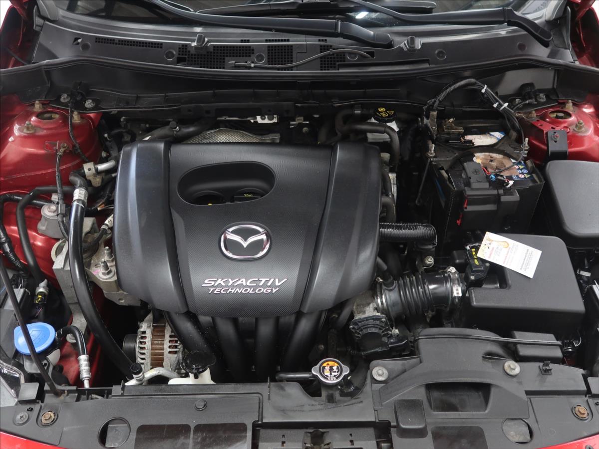 mazda-2-1-5-i-1-majitel-serv-kniha - 8