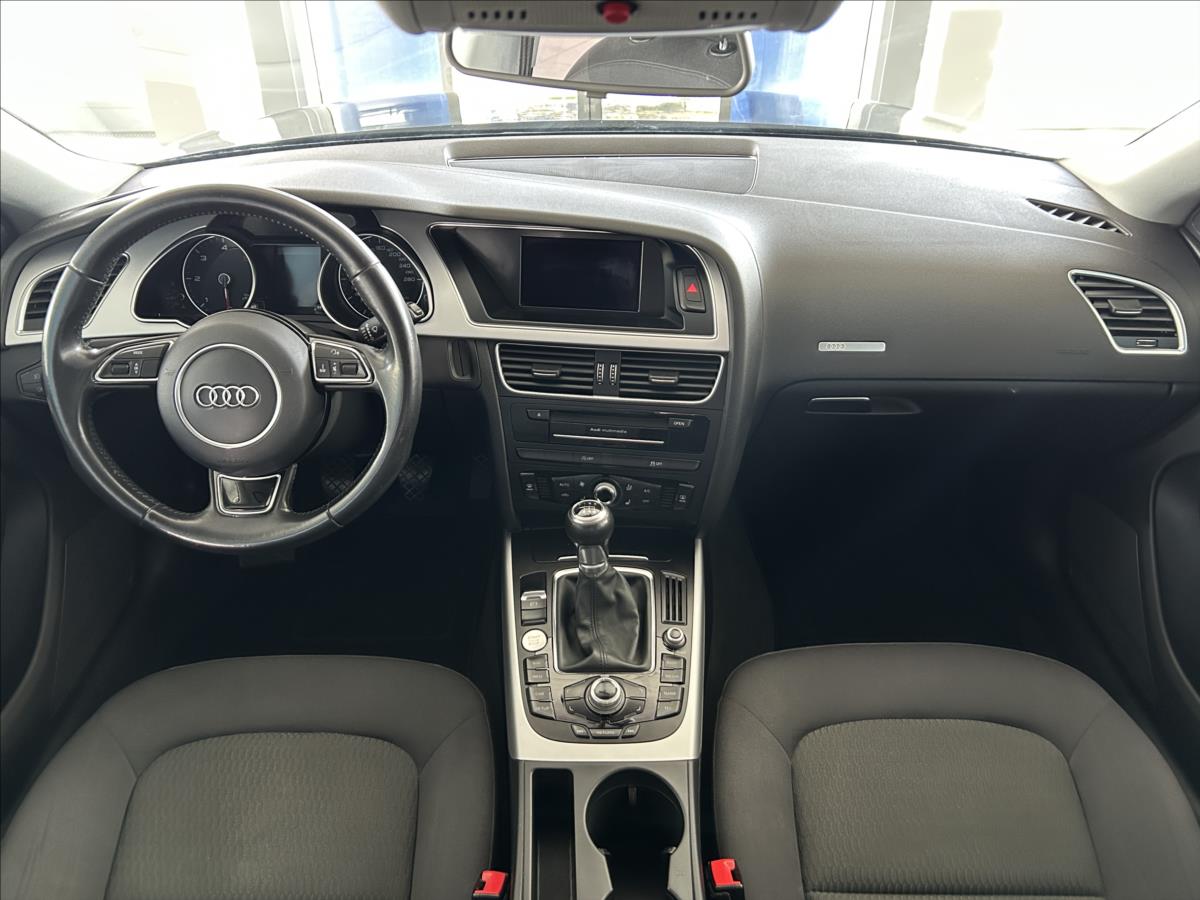 audi-a5-2-0-tdi-140kw-serviska-tazne - 7