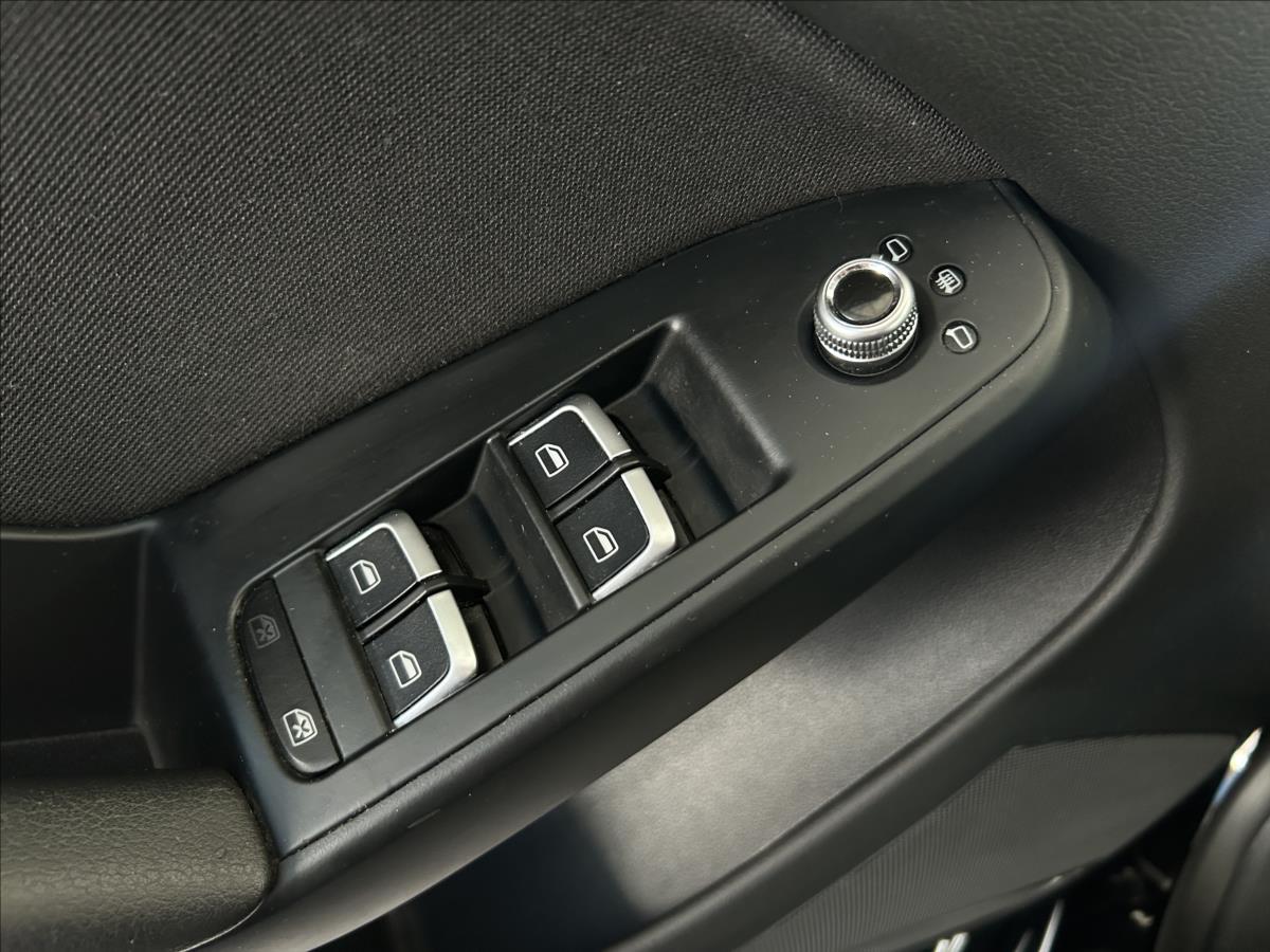 audi-a5-2-0-tdi-140kw-serviska-tazne - 9