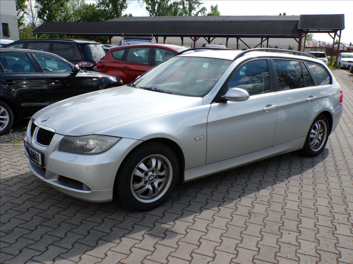 bmw-rada-3-2-0-318d-xenony - 2