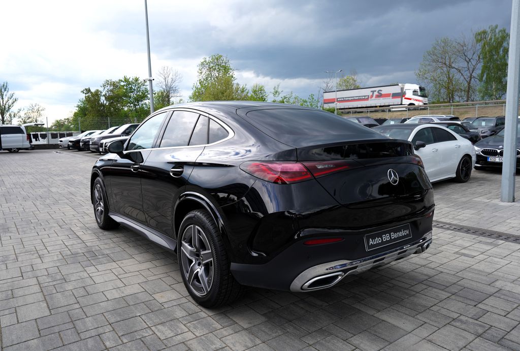 mercedes-benz-glc-glc-220d-amg-coupe-4matic-cr - 3