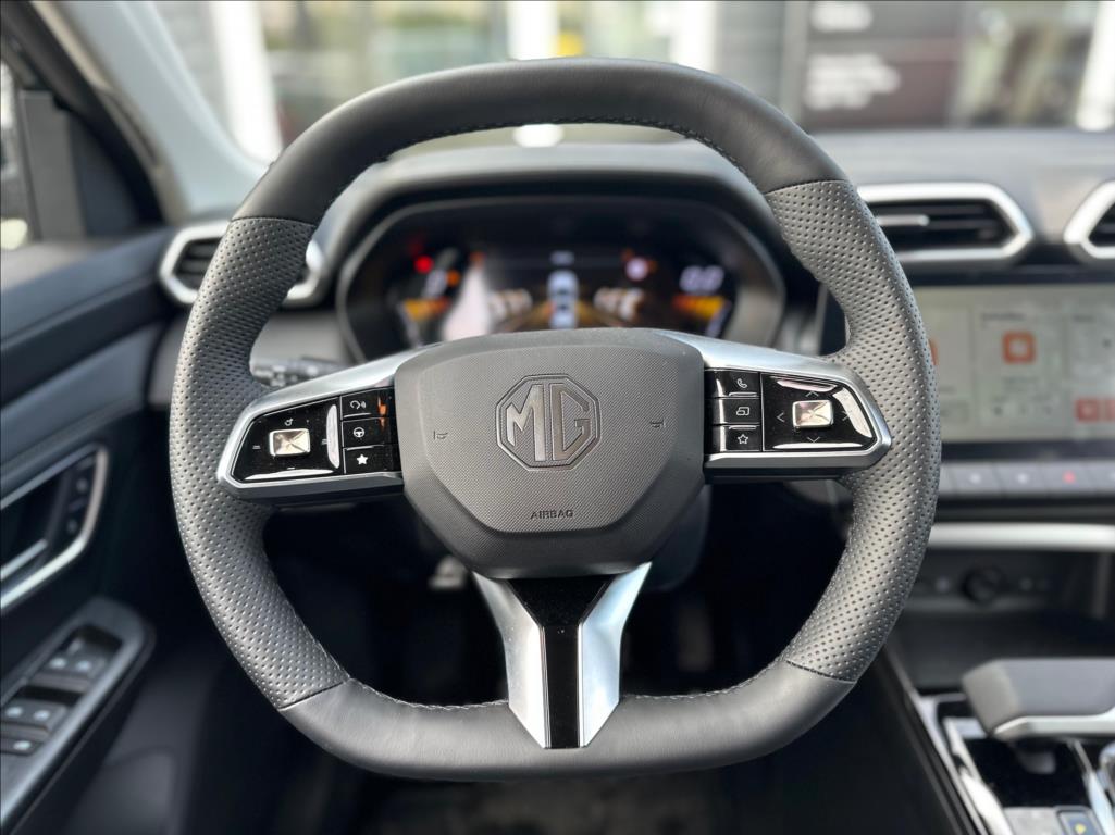 mg-zs-1-5-exclusive-hybrid - 7