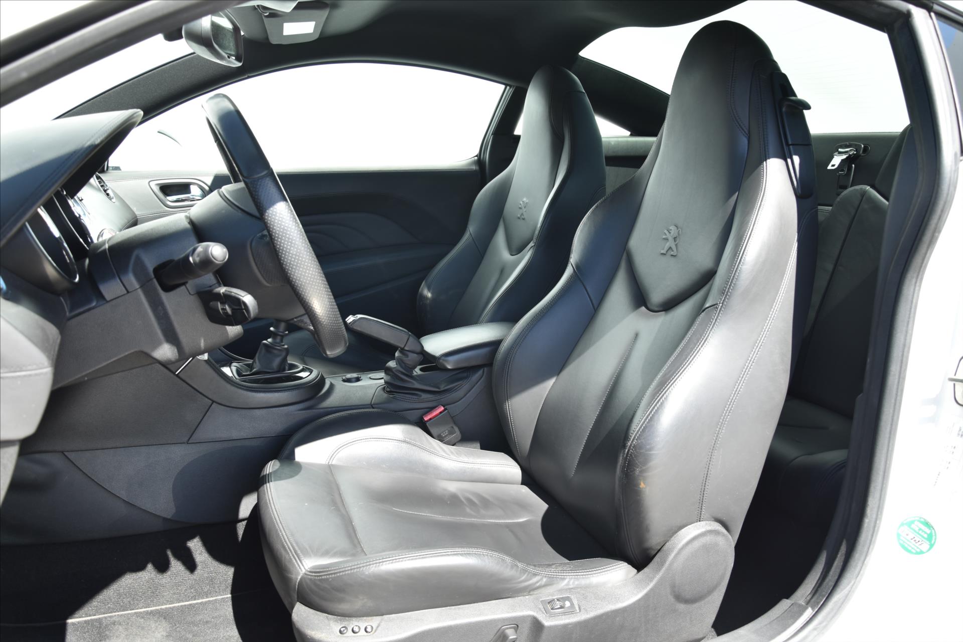 peugeot-rcz-1-6i-147kw-servis-kniha-cr - 8