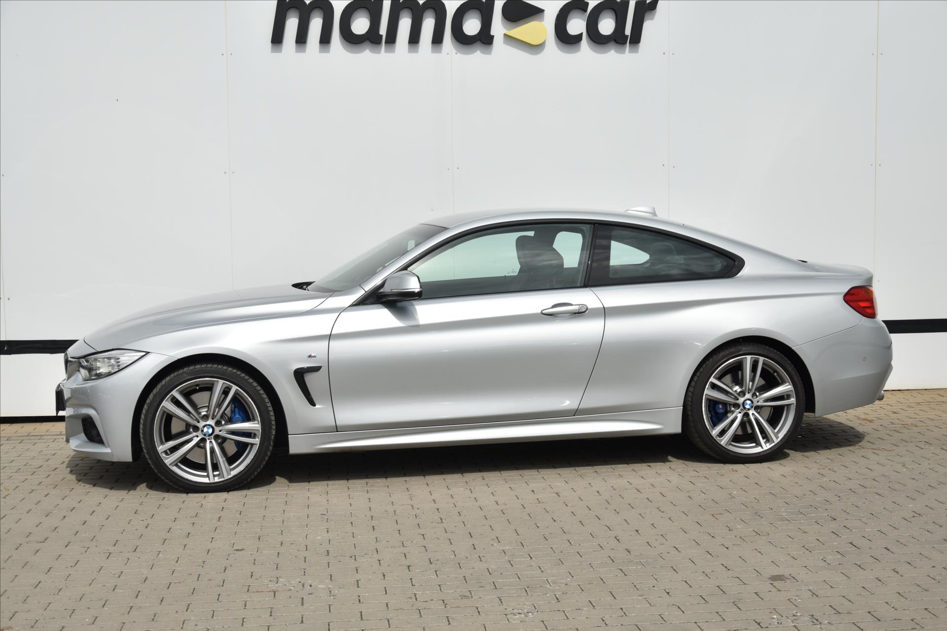 bmw-rada-4-428i-180kw-m-paket-servis-cr - 3