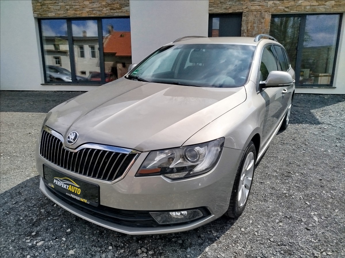 Škoda Superb 2,0 TDi 103 kW, FACELIFT