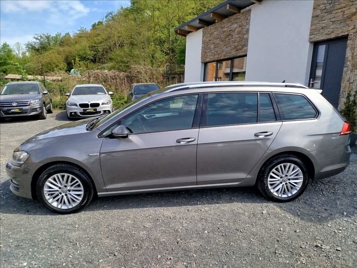 volkswagen-golf-1-4-tsi-90-kw-cup - 2