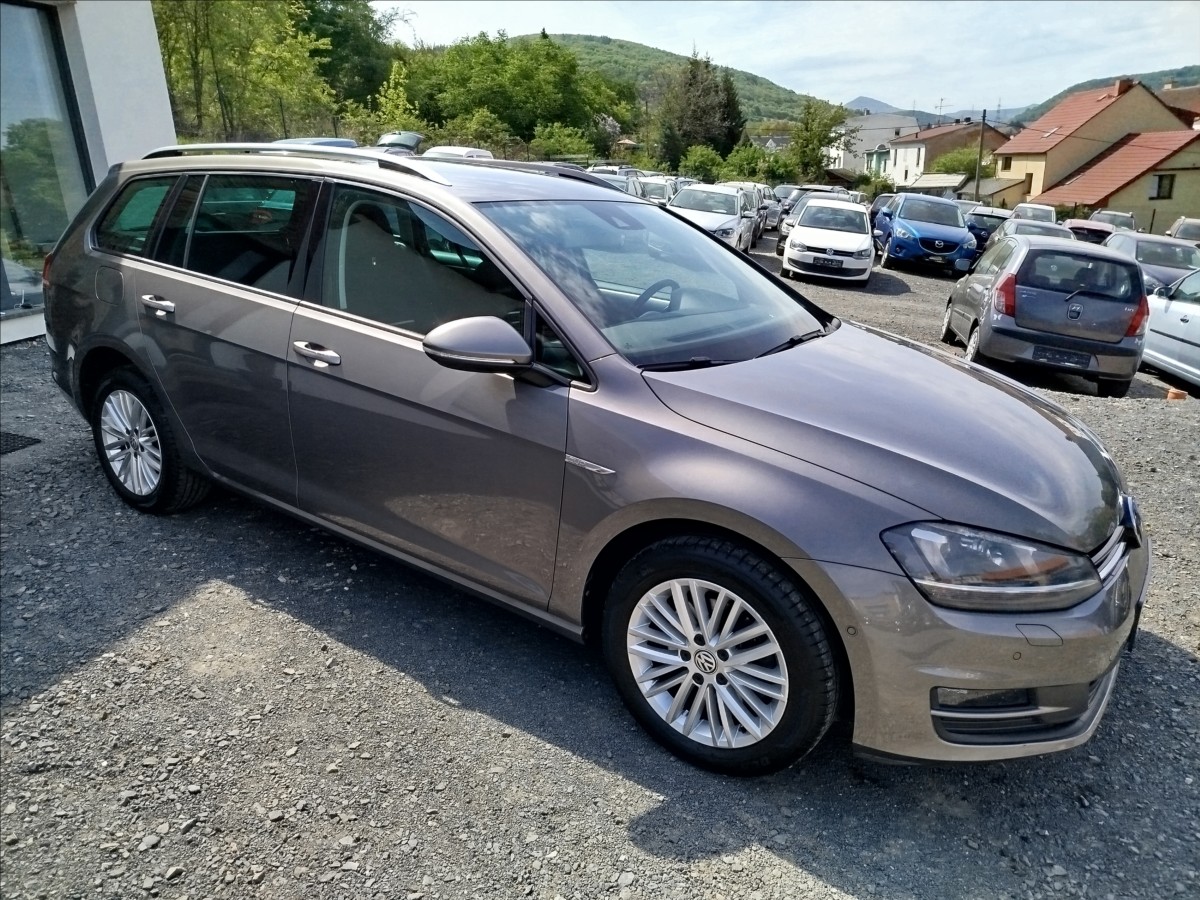 volkswagen-golf-1-4-tsi-90-kw-cup - 7