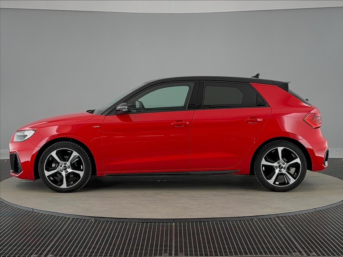 audi-a1-1-5-35-tfsi-s-line-str-black-edition - 2