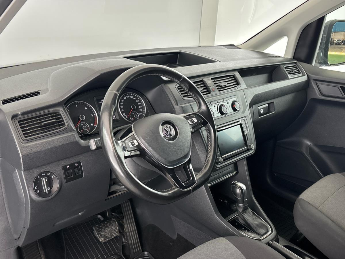 volkswagen-caddy-2-0-tdi-basic-6dsg - 4