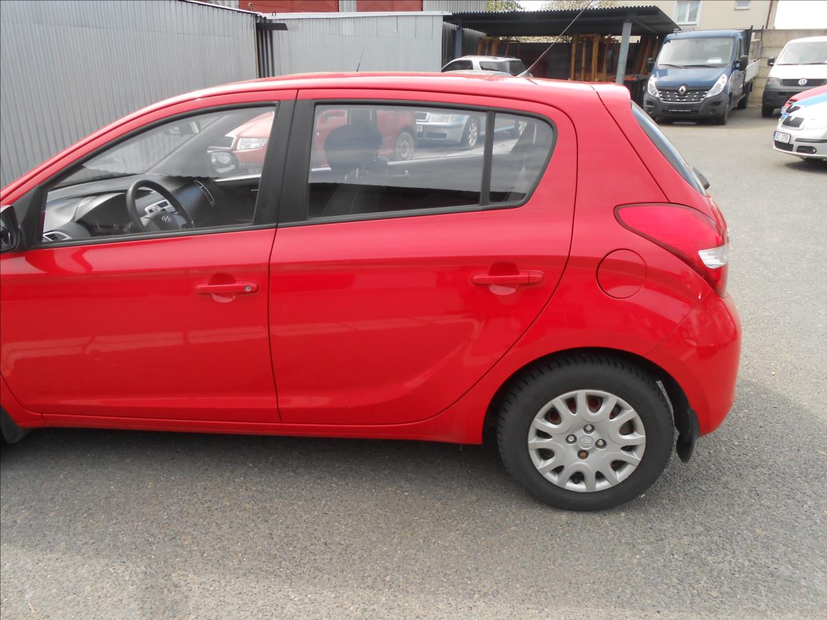 hyundai-i20-1-2-i-57kw - 8