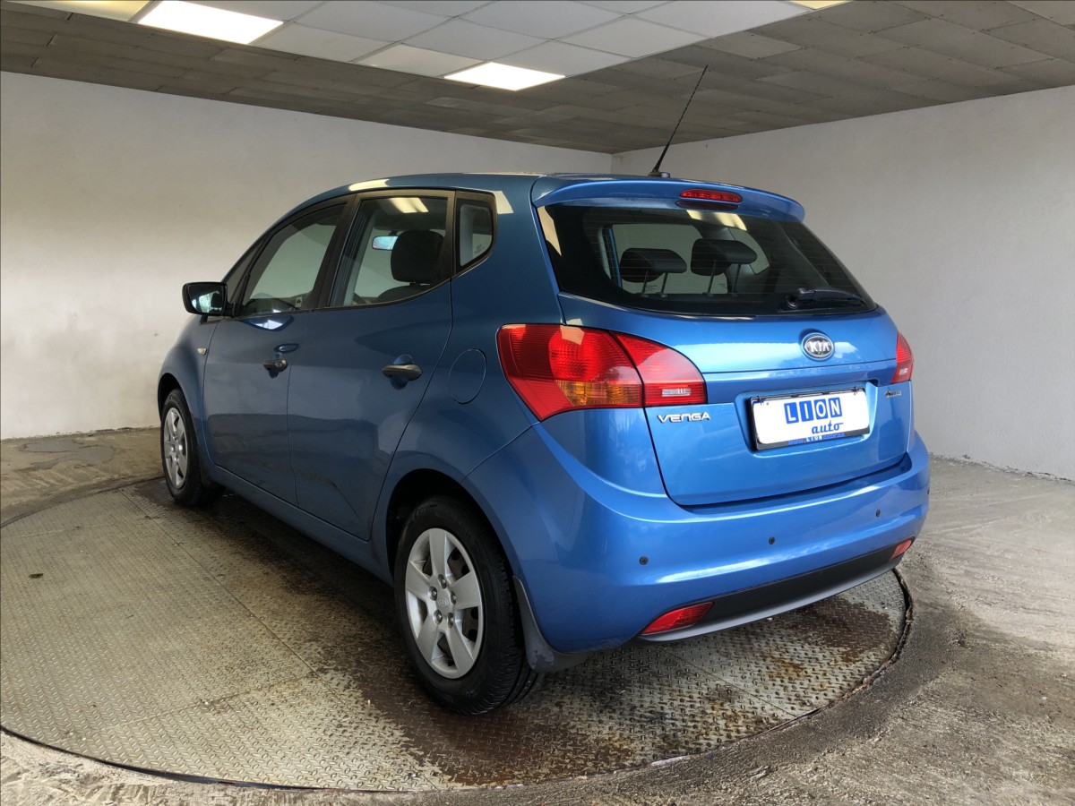 kia-venga-1-4-16v-vvt-i - 4