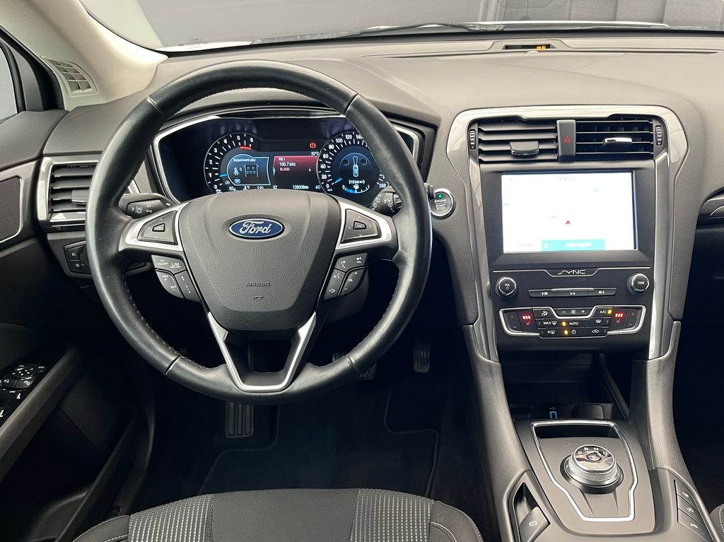 ford-mondeo-2-0-titanium-led-dynamic - 8