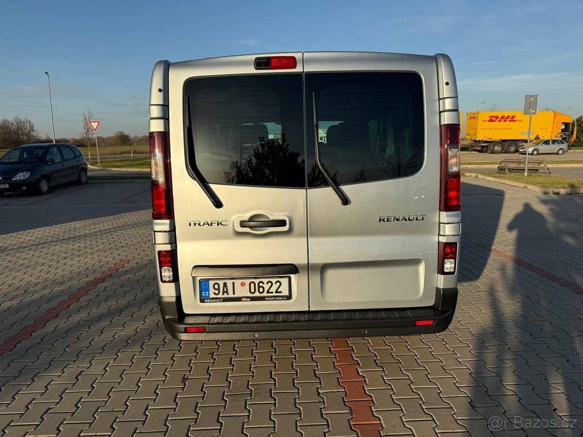 renault-trafic-2-0-l2-dci-110kw - 9