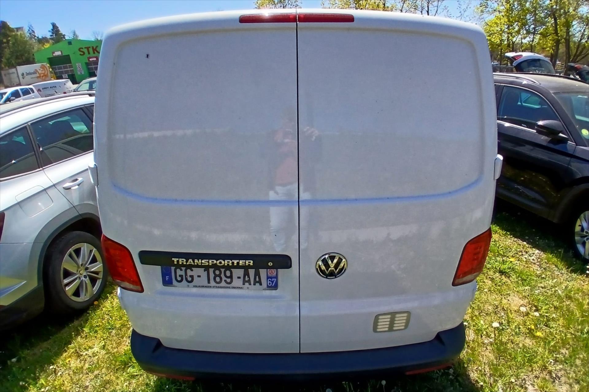 volkswagen-transporter-2-0-tdi-81kw-tempomat-vuz-pripravujeme-k-prodeji - 3